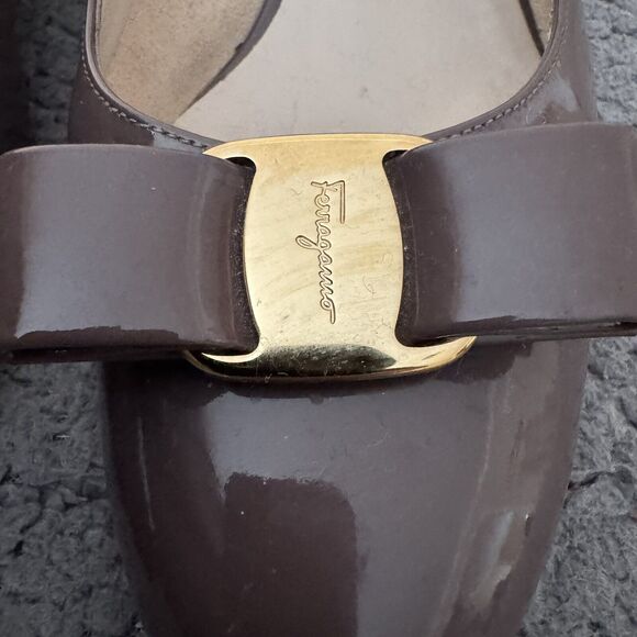 Salvatore Ferragamo Varina Patent Leather Bow Gold Mauve Flats Women's Size 9 B - Picture 6 of 14